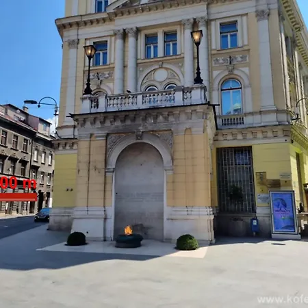 Quiet With Workspace In Location *